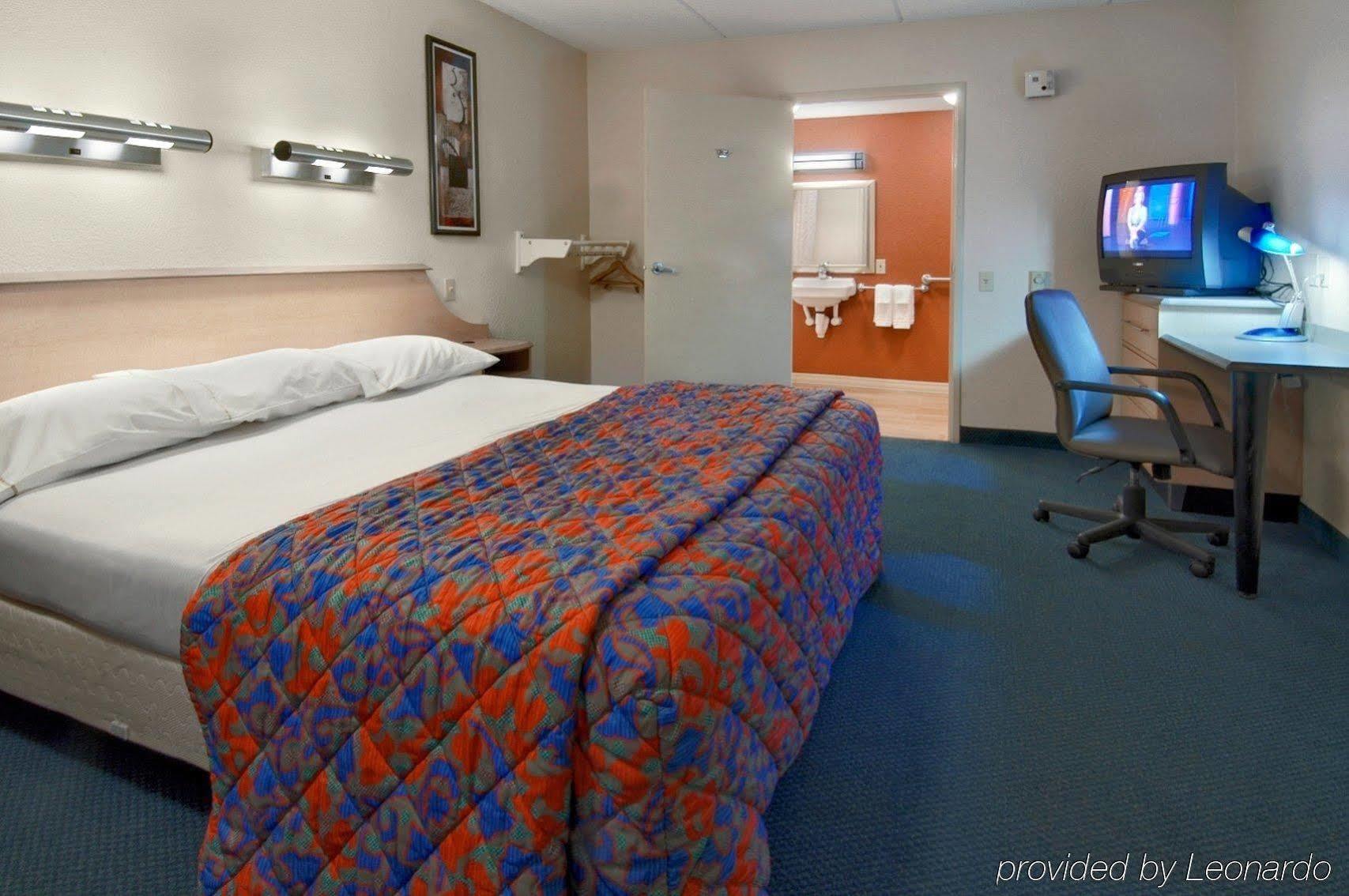 Motel 6 Atlanta Smyrna Ballpark